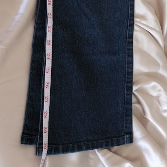 Vintage Y2K Calvin Klein Jeans Straight Leg Mid-Wash Blue - Picture 6 of 8